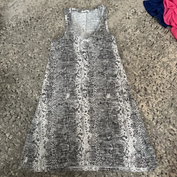 Z Supply set of 3 Knit Dresses - Picture 2 of 3